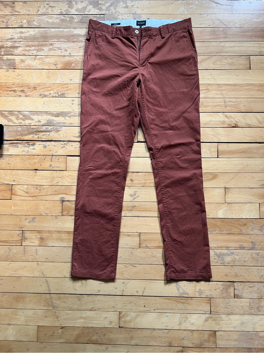 Frank & Oak Men's Rust Chino Pants
Size:34